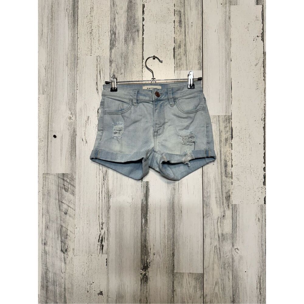 Pacsun SUPER STRETCH SHORTIE light blue shorts